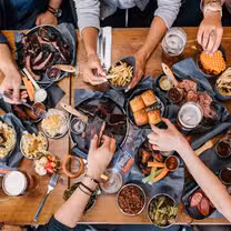 A photo of SmoQue N' Bones - Queen restaurant