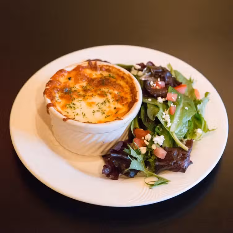Comida - Formaggio Wine Bar - Honolulu, Honolulu, HI