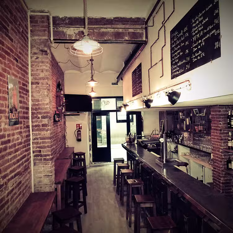 Interior - Le Bistrot de Pierrot, Barcelona, Barcelona
