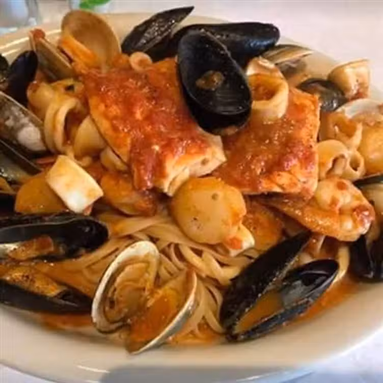 Buon Cafe & Trattoria, Middle Village, NY