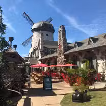 A photo of Das Bevo restaurant
