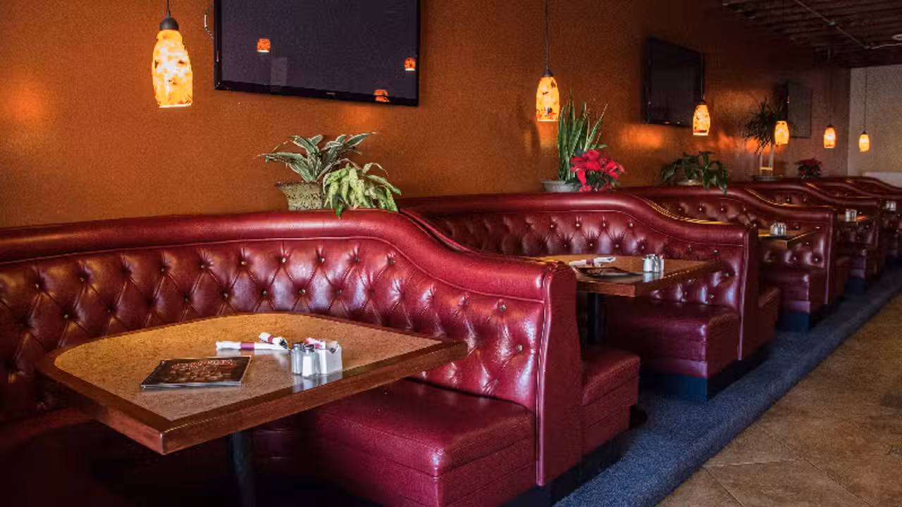 Binnenkant - Cabrera's Family Restaurant, Pasadena, CA