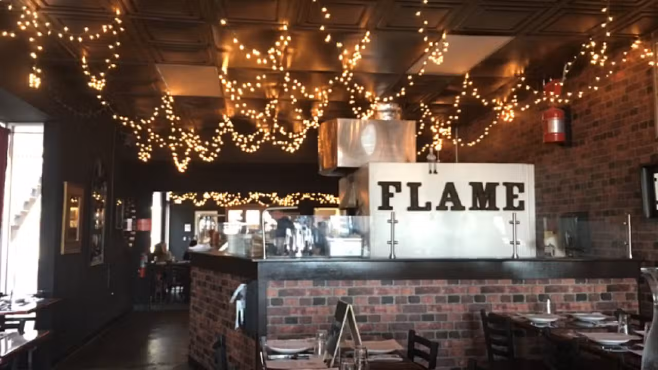 Interior - Flame Pizzeria, Reseda, CA