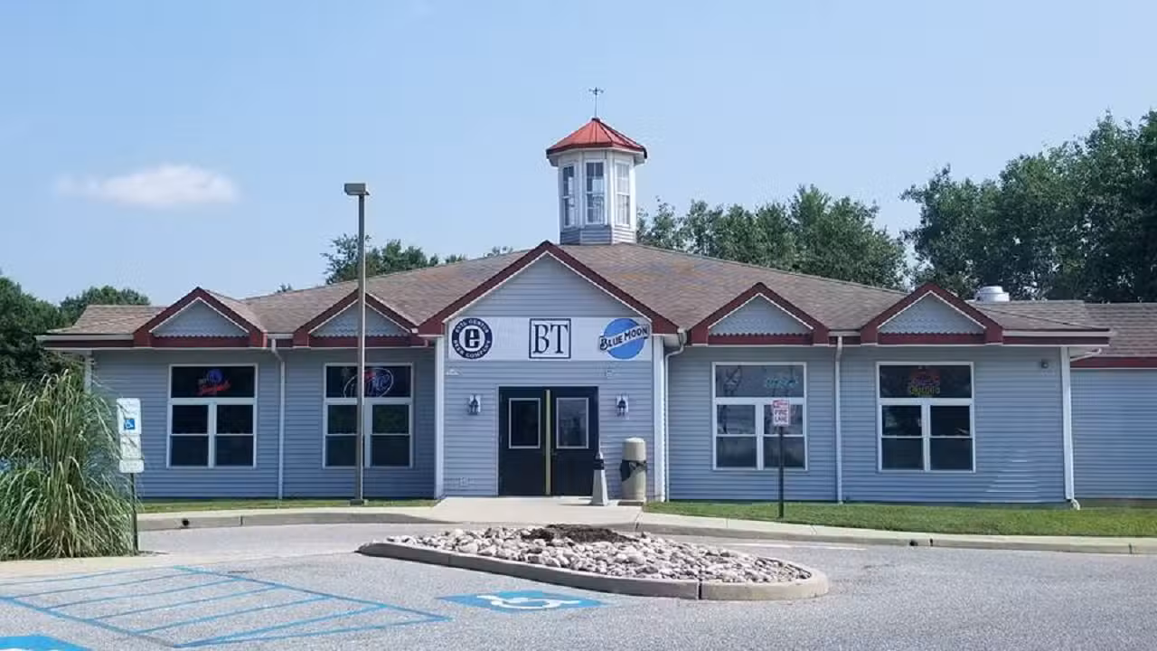 Exterior - BT Restaurant & Tavern, Burlington, NJ