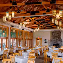 Una foto del restaurante Veraisons at Glenora Wine Cellars