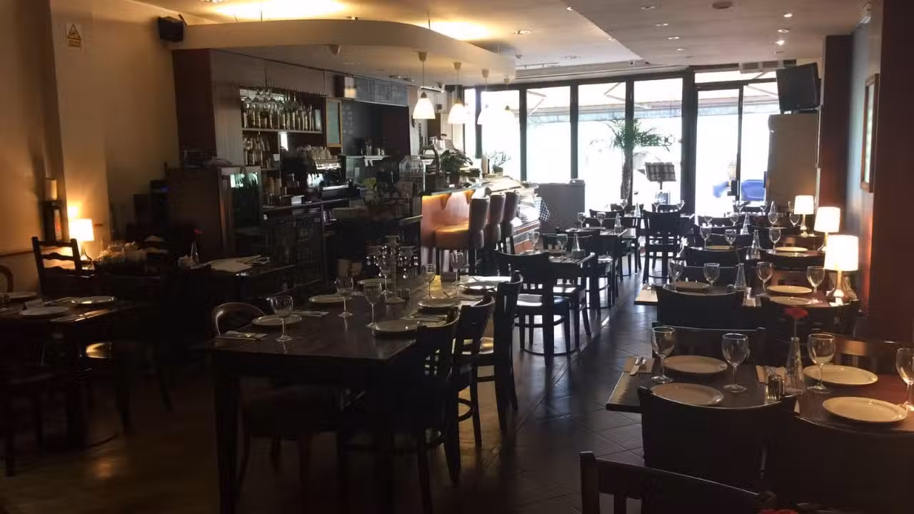 Binnenkant - Porto Rico, Staines-upon-Thames, Surrey