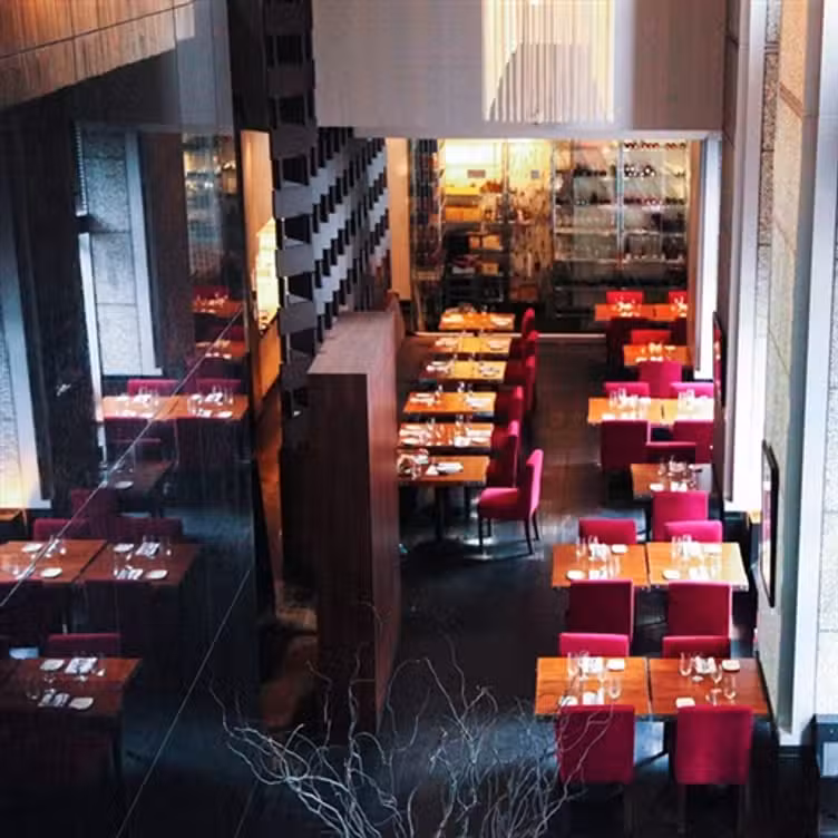 Decca 77, Montréal, QC