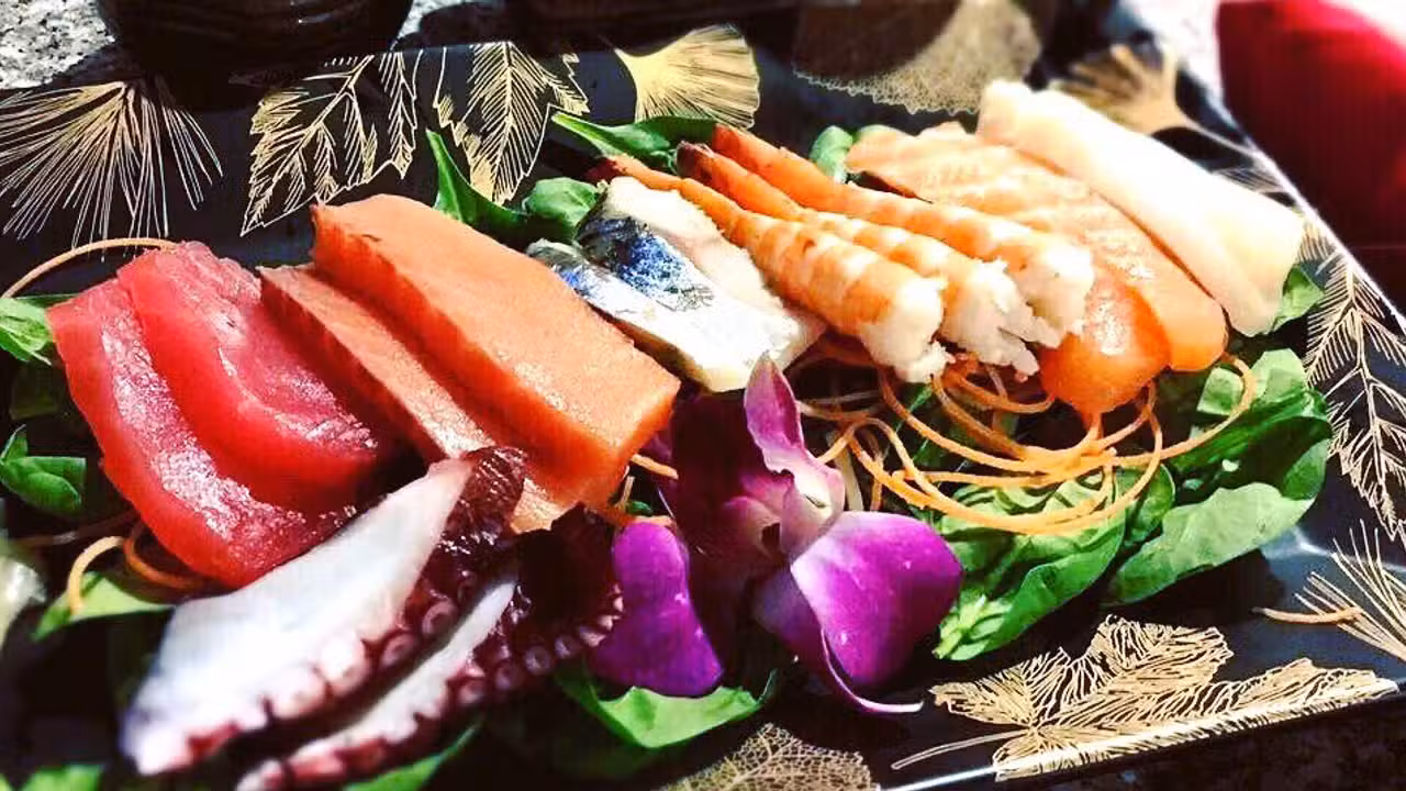 Food - Saki Sushi Bar Edmond, Oklahoma City, OK