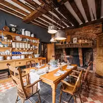 A photo of The Farmhouse at Redcoats restaurant