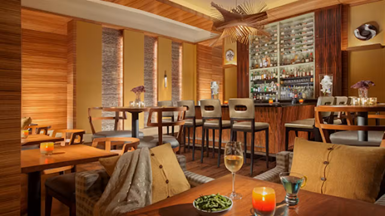 Interior - South Lake Kitchen + Bar, Seattle, WA