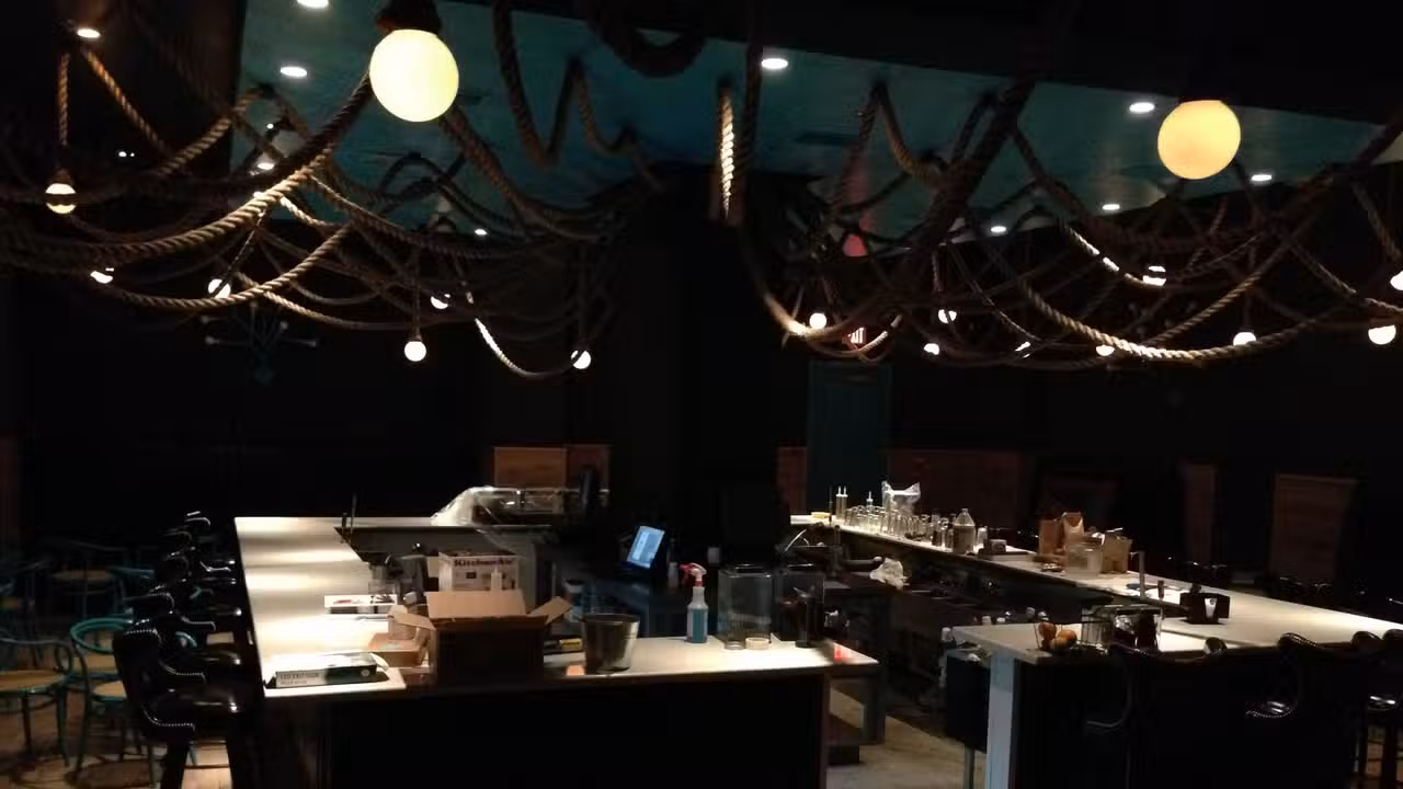 Interior - Somersault Innovative Cocktails, Austin, TX