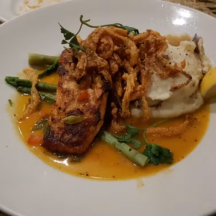 Food - Elixor, Dollard-Des-Ormeaux, QC