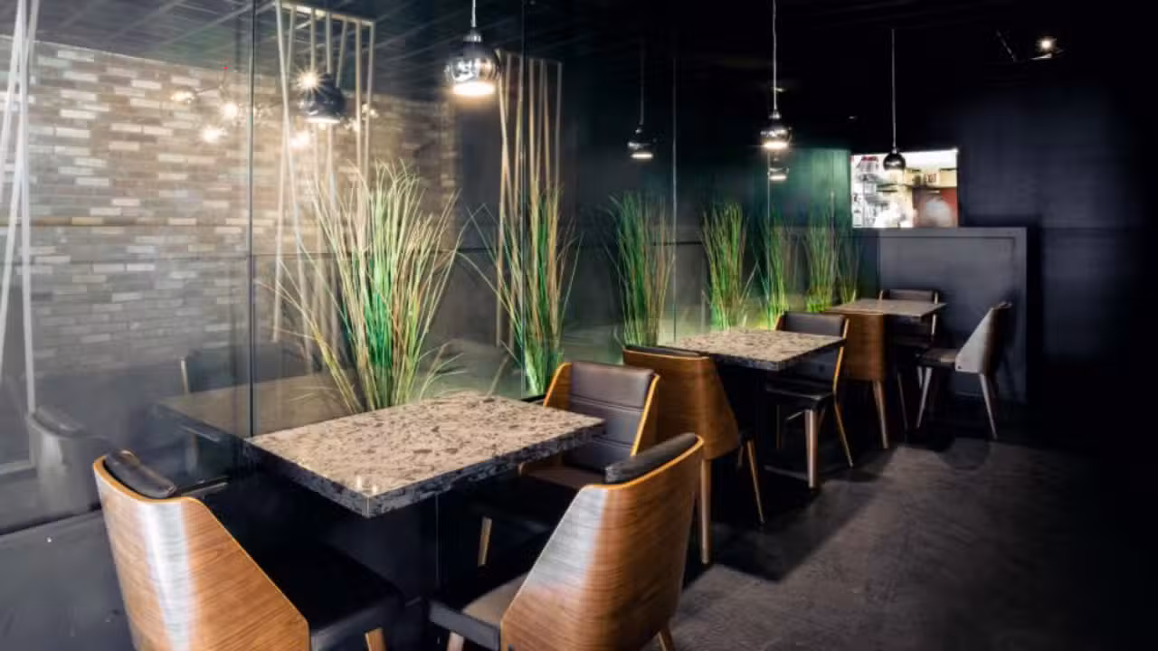Momo San - Permanently Closed, Toronto, ON