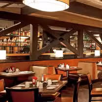 Una foto del restaurante Max's Restaurant - Auburn