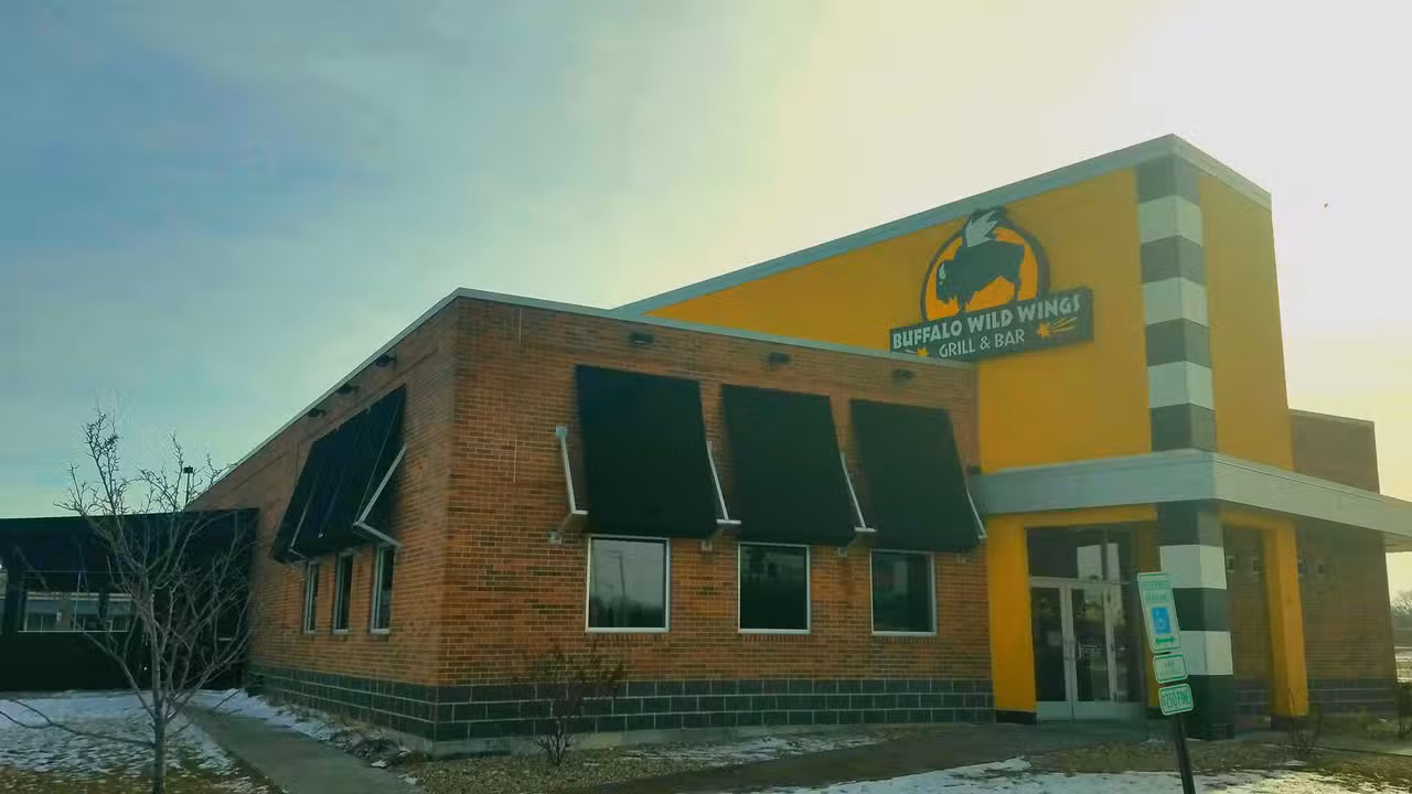 Buffalo Wild Wings - Galesburg - Buffalo Wild Wings - Galesburg, Galesburg, IL