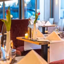 A photo of Stratmanns Restaurant - Stratmanns Hotel restaurant