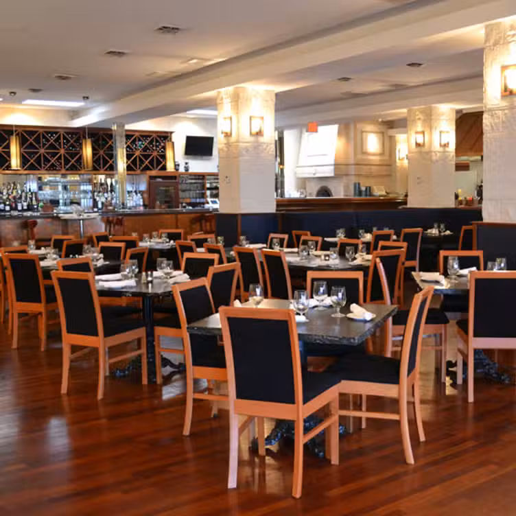 Ammos Authentic Greek Cuisine, Virginia Beach, VA