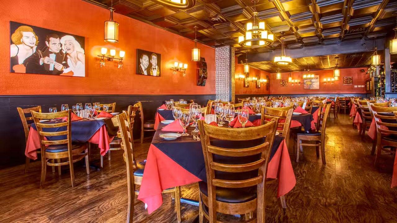 Interior - La Bistro Italian Restaurant, Hurst, TX