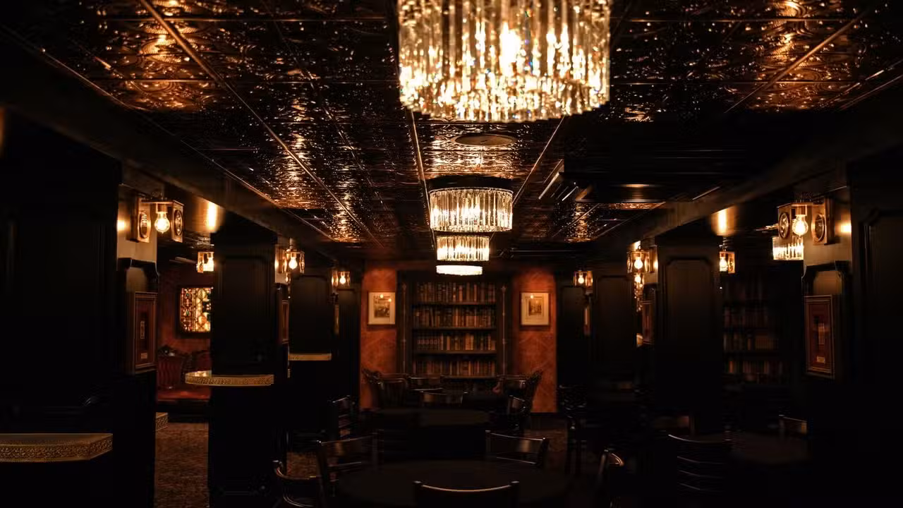 House of Cards, Nashville, TN