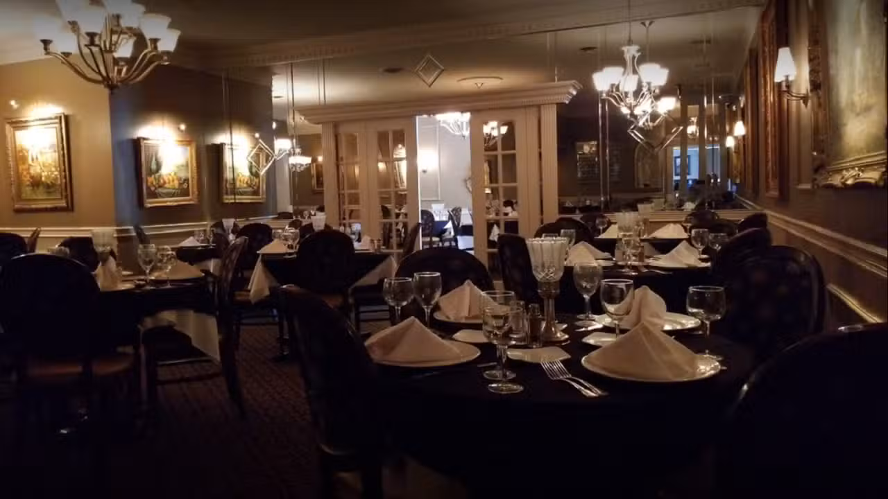 Binnenkant - John Mineo's Italian Restaurant, St. Louis, MO