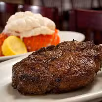 A photo of Mahogany Prime Steakhouse - Tulsa restaurant