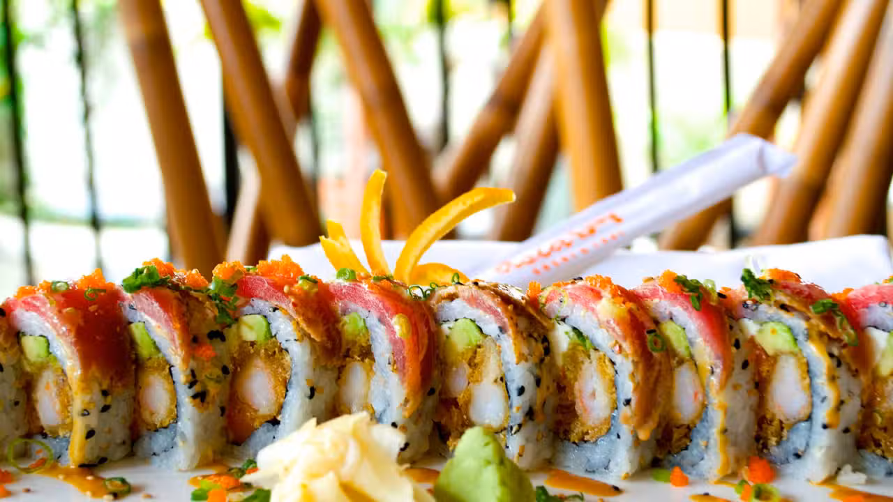 Essen - Asia Bay Bistro, Bay Harbor Islands, FL