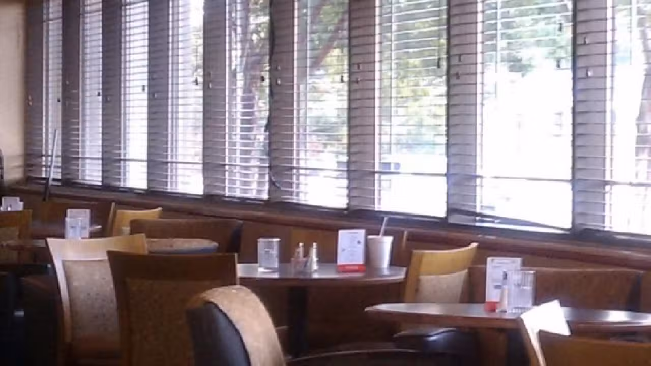 Baron's  - Holiday Inn Fayetteville, Fayetteville, NC