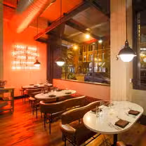 Una foto del restaurante Urban Farmer