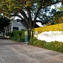 A photo of Mary Mahoney's Old French House restaurant