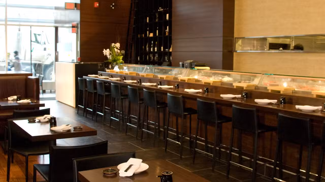 Innen - Sukiyaki House, Calgary, AB