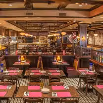 A photo of Vincent's Clam Bar restaurant