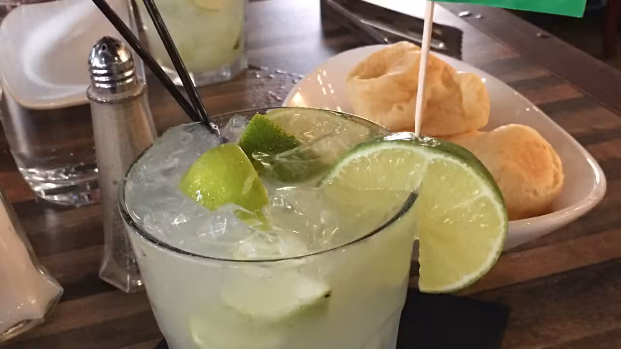 Bebidas - Santa Lucia Brazilian Restaurant, Buford, GA