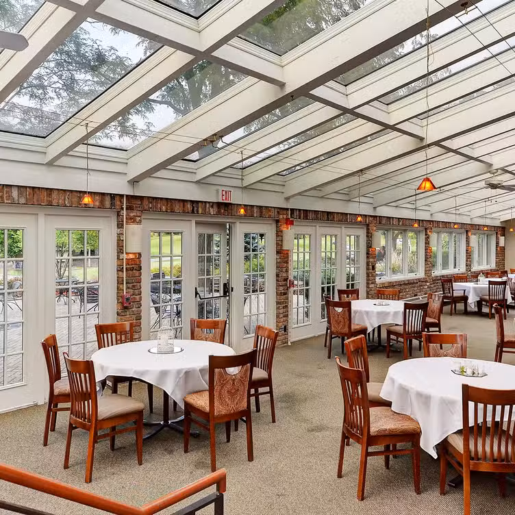 Garden Room - Griffin Room, Lakewood, IL