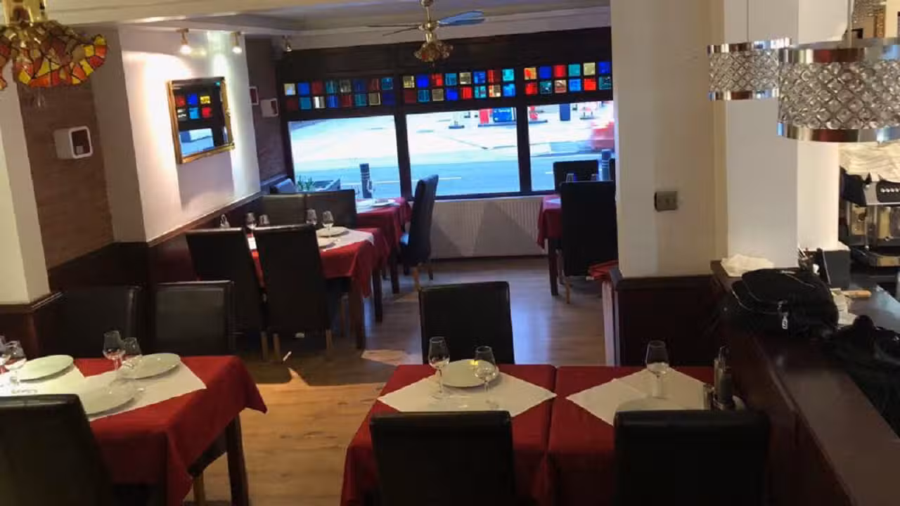 Restaurant Romanesc, Manchester, 