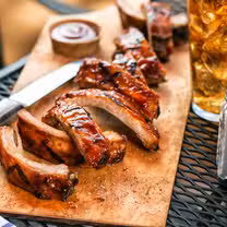 A photo of Tony Roma's am Uber Platz restaurant