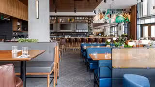 A photo of Earls Ambleside Beach - West Vancouver restaurant