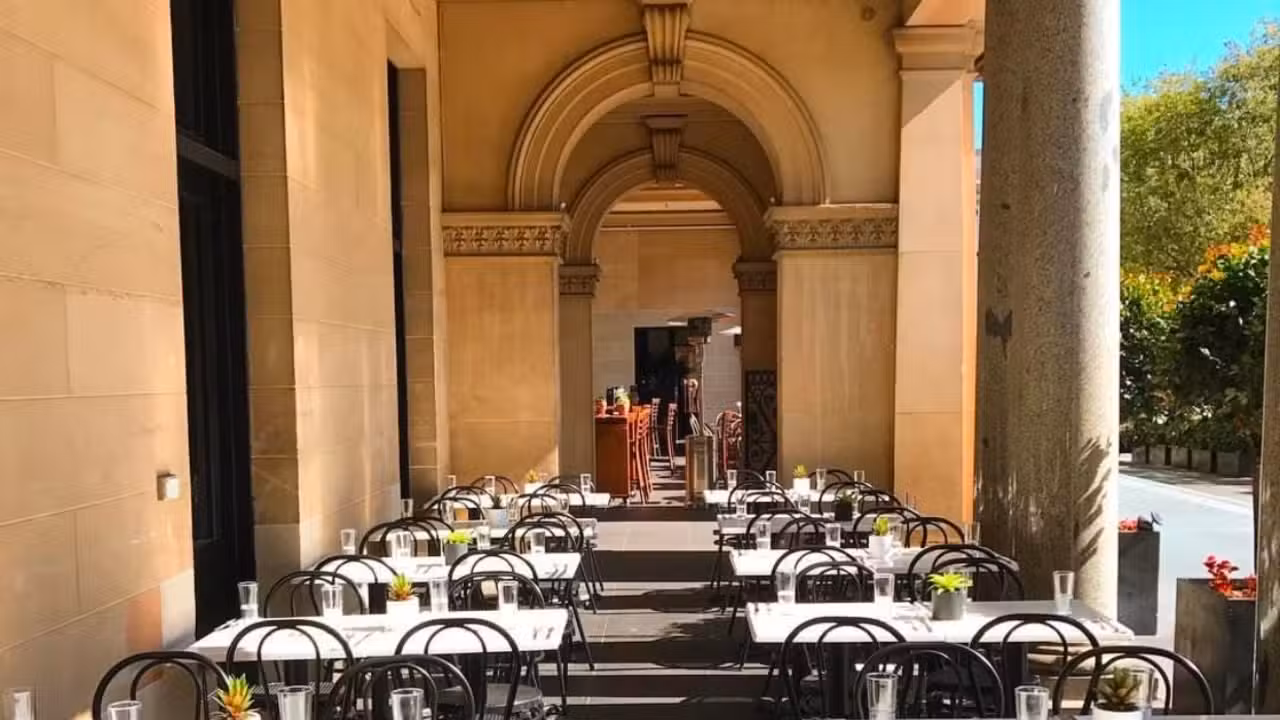 Buitenkant - Young Alfred, Sydney, AU-NSW