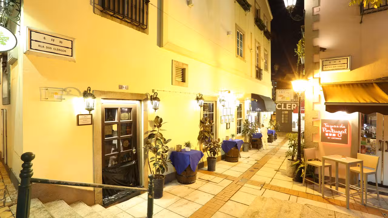 Buitenkant - Antonio Restaurante, Old Taipa Village, Macau