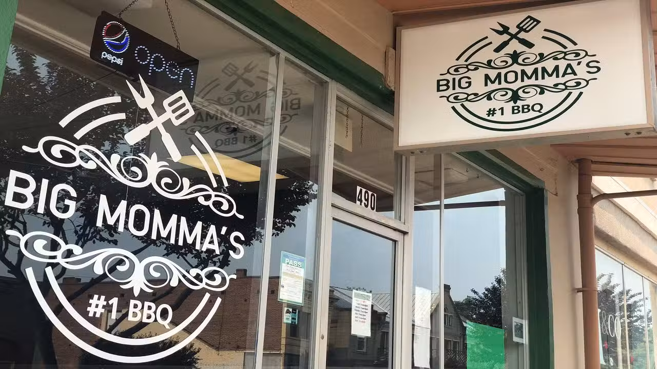 Exterior - Big Momma’s #1 BBQ, Biggs, CA