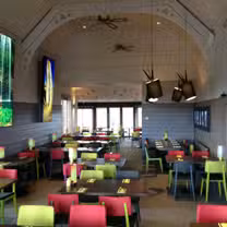 A photo of Roo's Leap Montrose restaurant