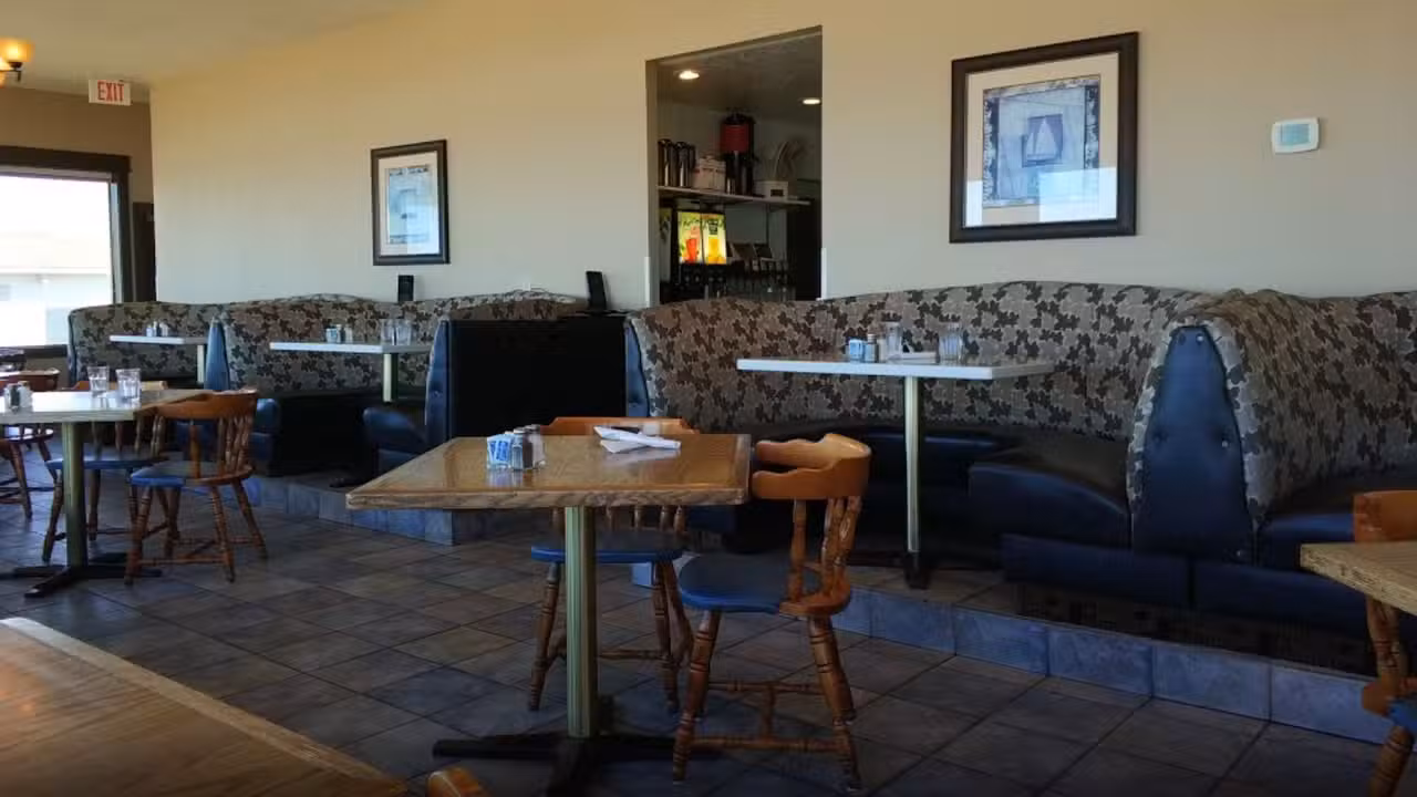 Shilo Inns Cafe - Permanently Closed, Newport, OR