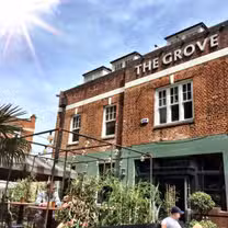 Una foto del restaurante The Grove in Ealing