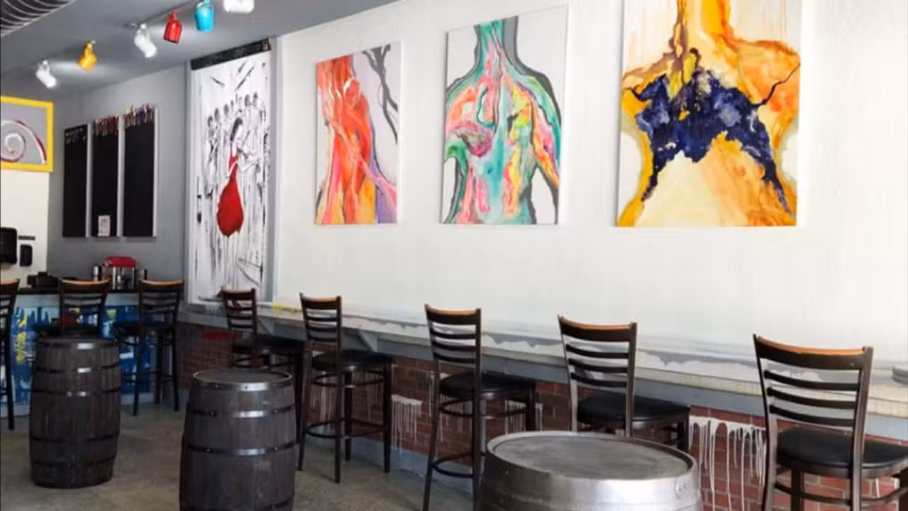 Interior - Art Bistro - Permanently Closed, Wilton Manors, FL
