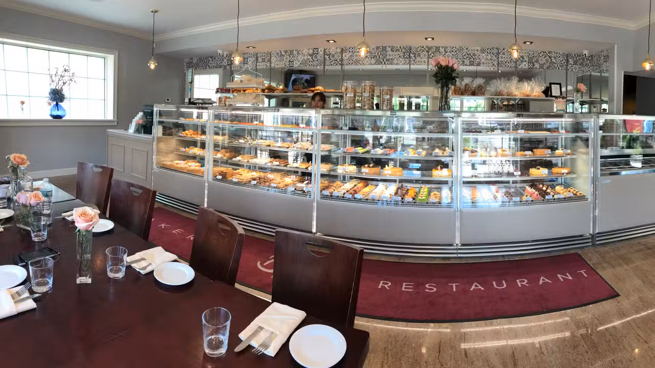 Binnenkant - Bruno's Bakery and Restaurant, Staten Island, NY