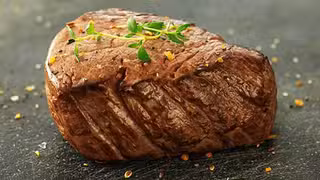 Una foto del restaurante J. Gilbert’s - Wood Fired Steaks & Seafood - Omaha