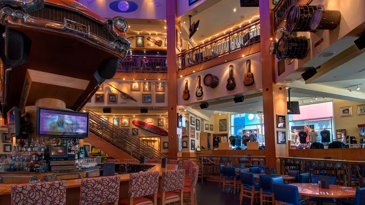 Interior - Hard Rock Cafe - California Universal CityWalk - Permanently Closed, Universal City, CA