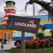 A photo of Sandy's Castle Restaurant at The Beach Retreat restaurant