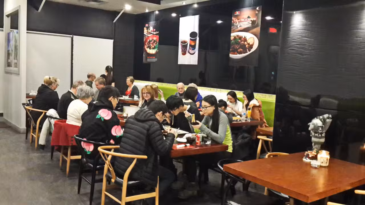 FORMOSA BISTRO, Edmonton, AB