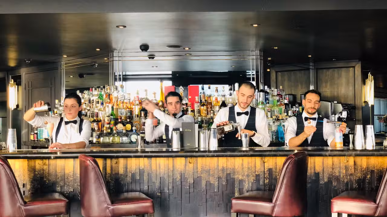 Social 24, London, 