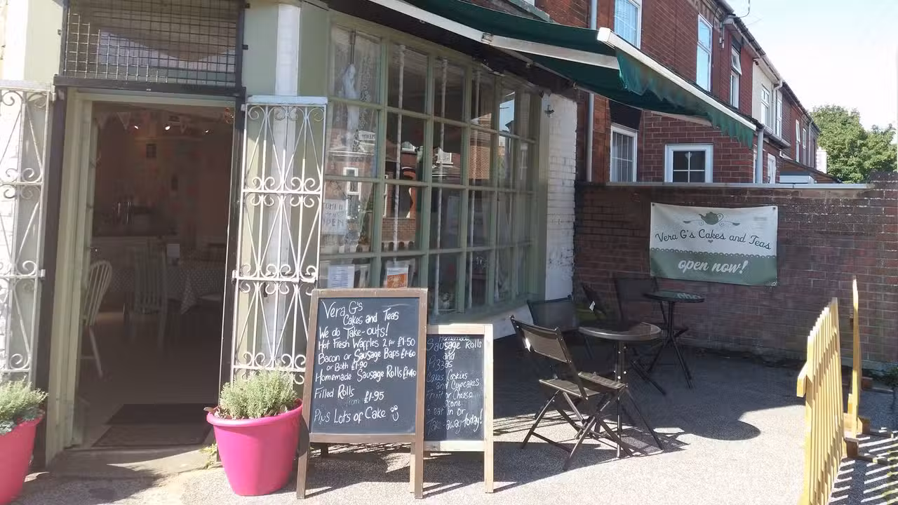 Exterior - Afternoon Tea at Vera Gs Cakes and Teas, Lowestoft, Suffolk
